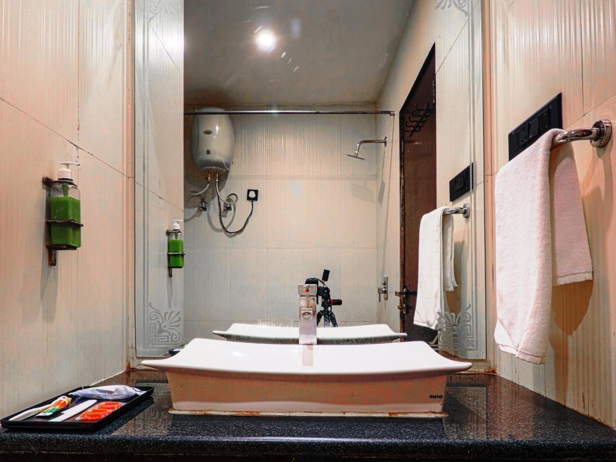 Oaktel Hotel Grand Shiva Near Ganga Ghat Haridwar Bagian luar foto