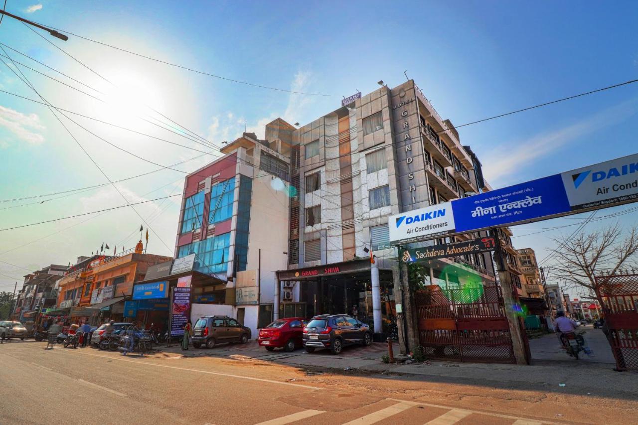 Oaktel Hotel Grand Shiva Near Ganga Ghat Haridwar Bagian luar foto