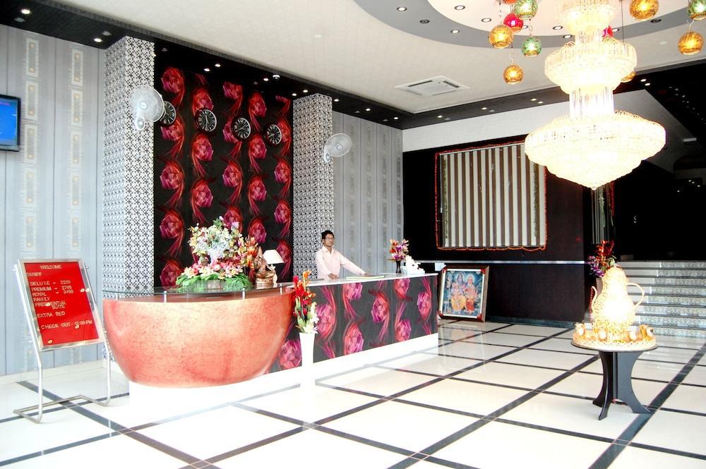 Oaktel Hotel Grand Shiva Near Ganga Ghat Haridwar Bagian luar foto