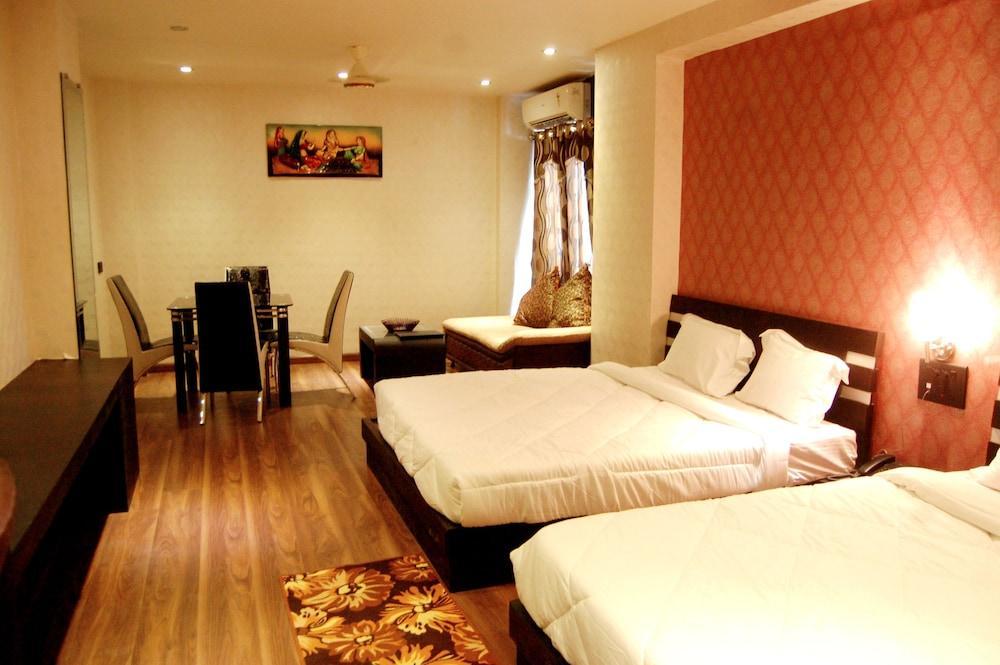 Oaktel Hotel Grand Shiva Near Ganga Ghat Haridwar Bagian luar foto
